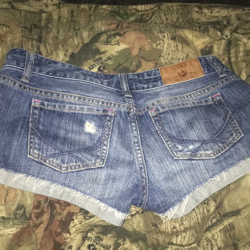 US size 0 PINK Victorias Secret jean shorts